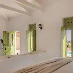 Marta Villa *
